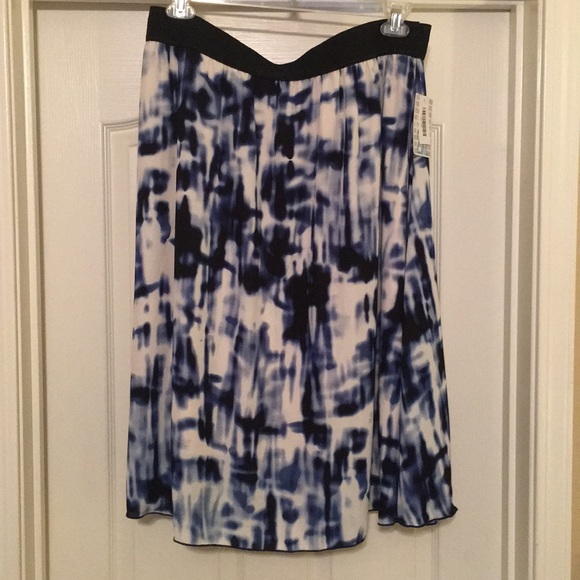 LuLaRoe Dresses & Skirts - Lularoe Lola skirt blue tie dye 2XL